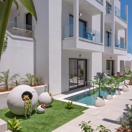 Mika & Aparthotel Hersonissos (Crete)